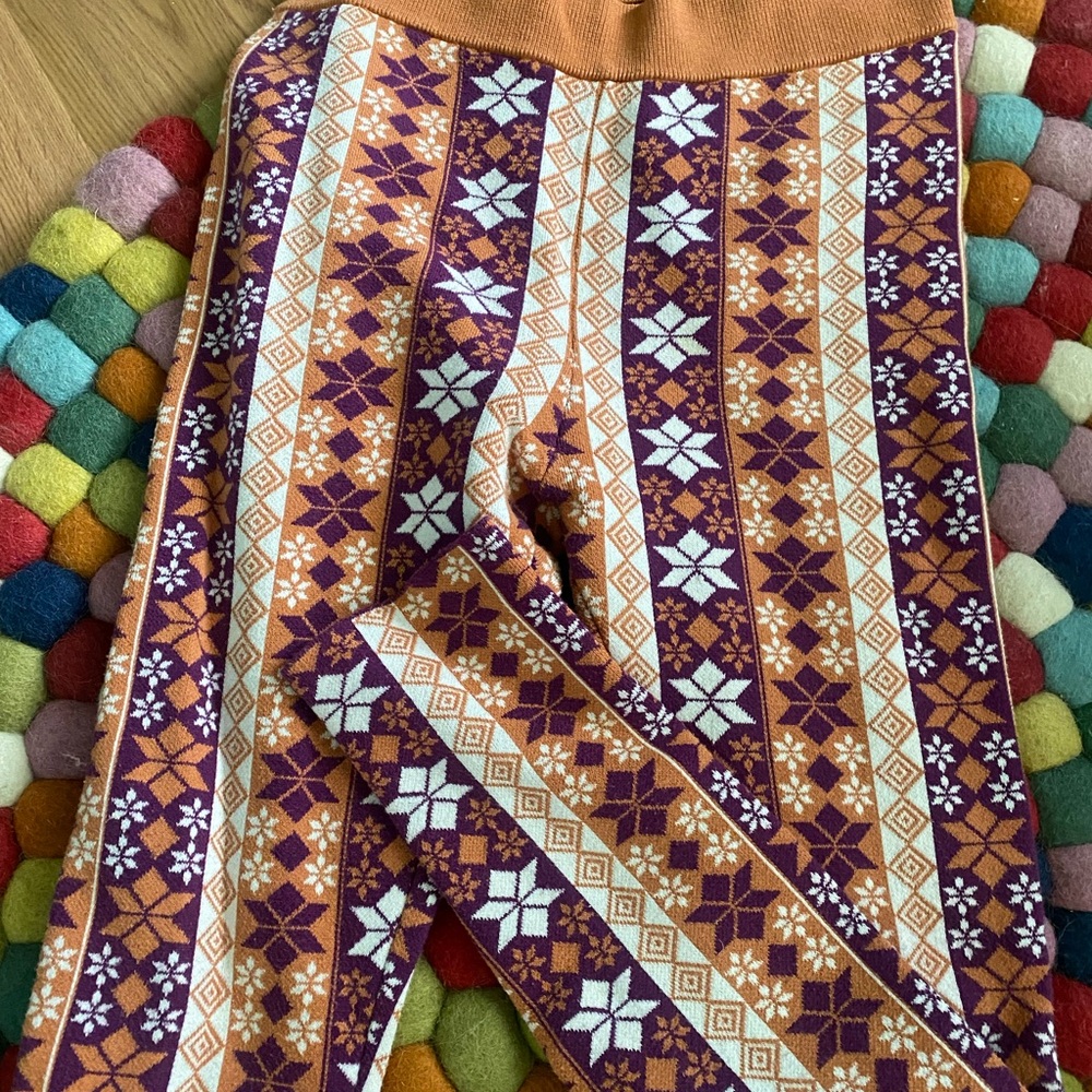 Free people sweater leggings